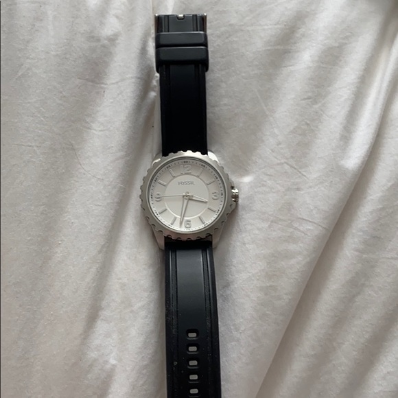 Fossil Silver and Silicone strap Watch - Picture 2 of 4